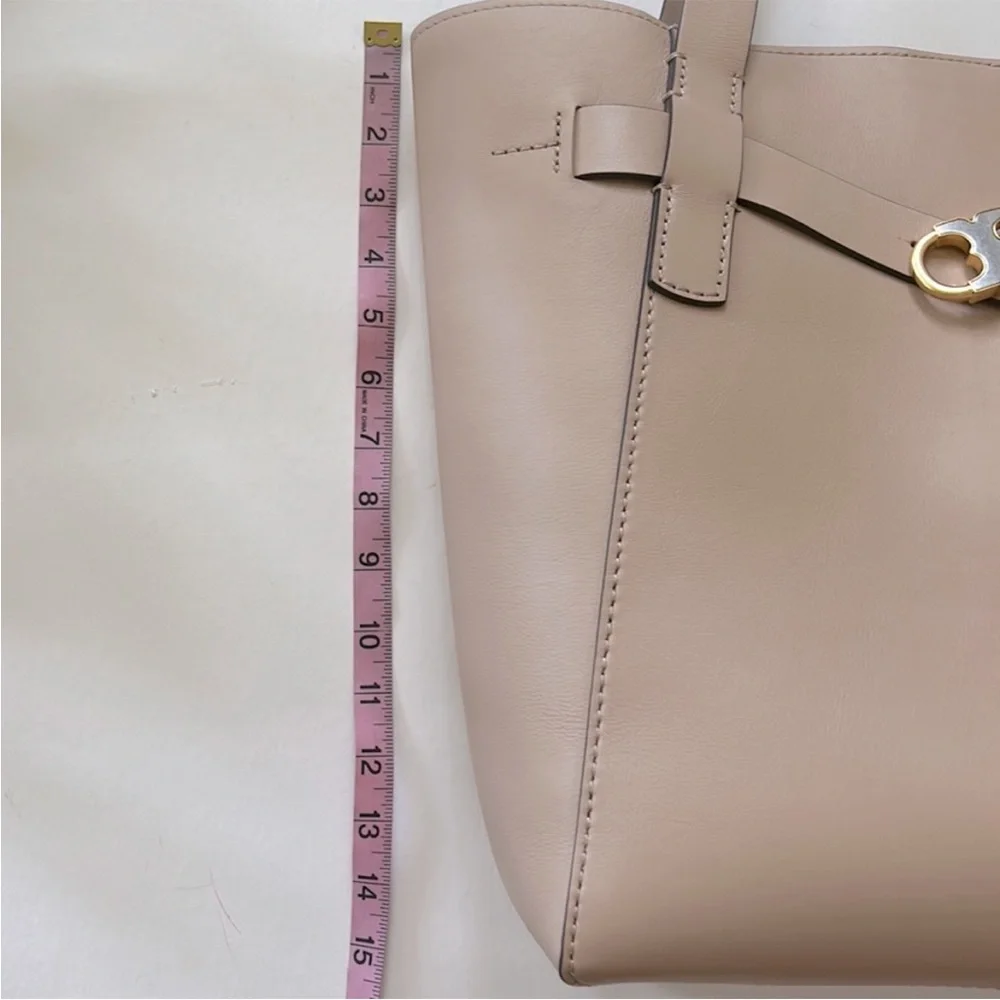 Tory Burch Gemini Leather Tote in Perfect Sand - Picture 13 of 15